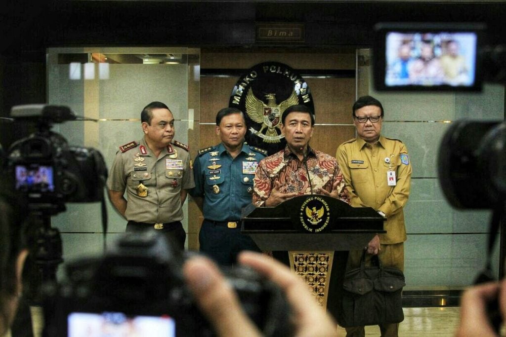 Menko Polhukam Rakor Soal Penunjukan Perwira Polisi dan TNI Sebagai Plt Selama Pilkada