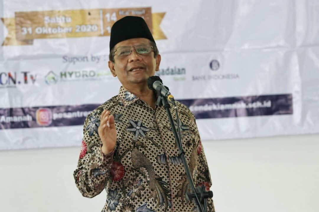 Menko Polhukam: Tanpa Pesantren Indonesia Tidak Akan Ada