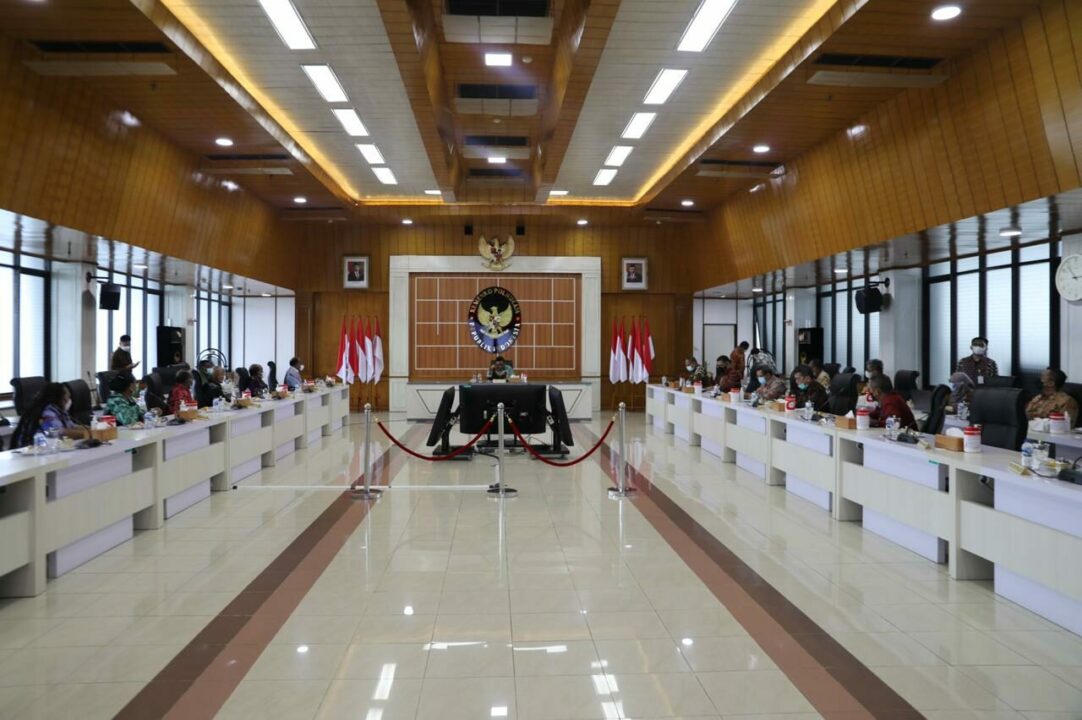 Menko Polhukam dialog dengan MRP soal Papua dan Otsus