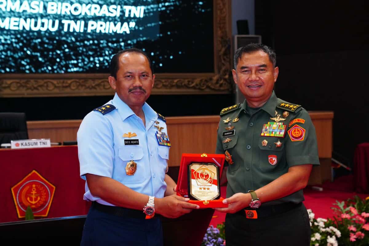 The role of the Coordinating Ministry of Political, Legal and Security Affairs in promoting bureaucratic reform within the TNI